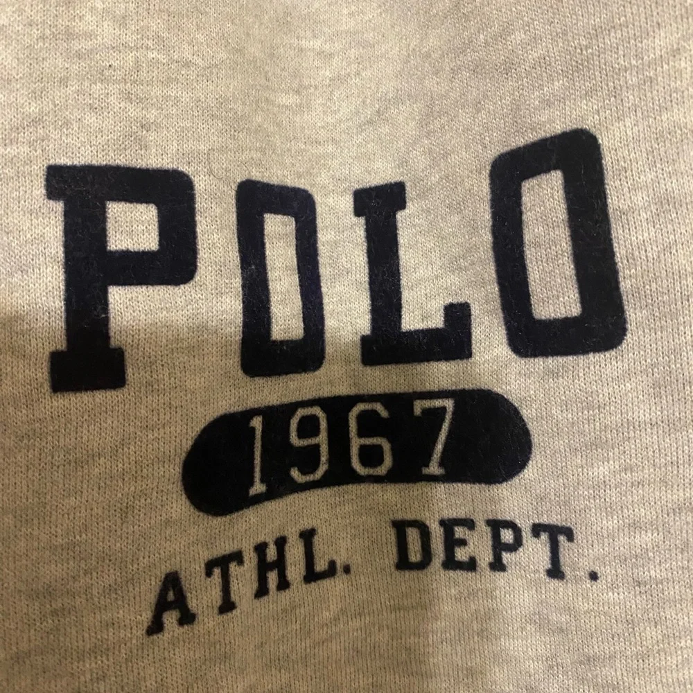 Polo by Ralph Lauren Gray Athletic Shorts with Drawstring Waistband - Picture 2 of 3